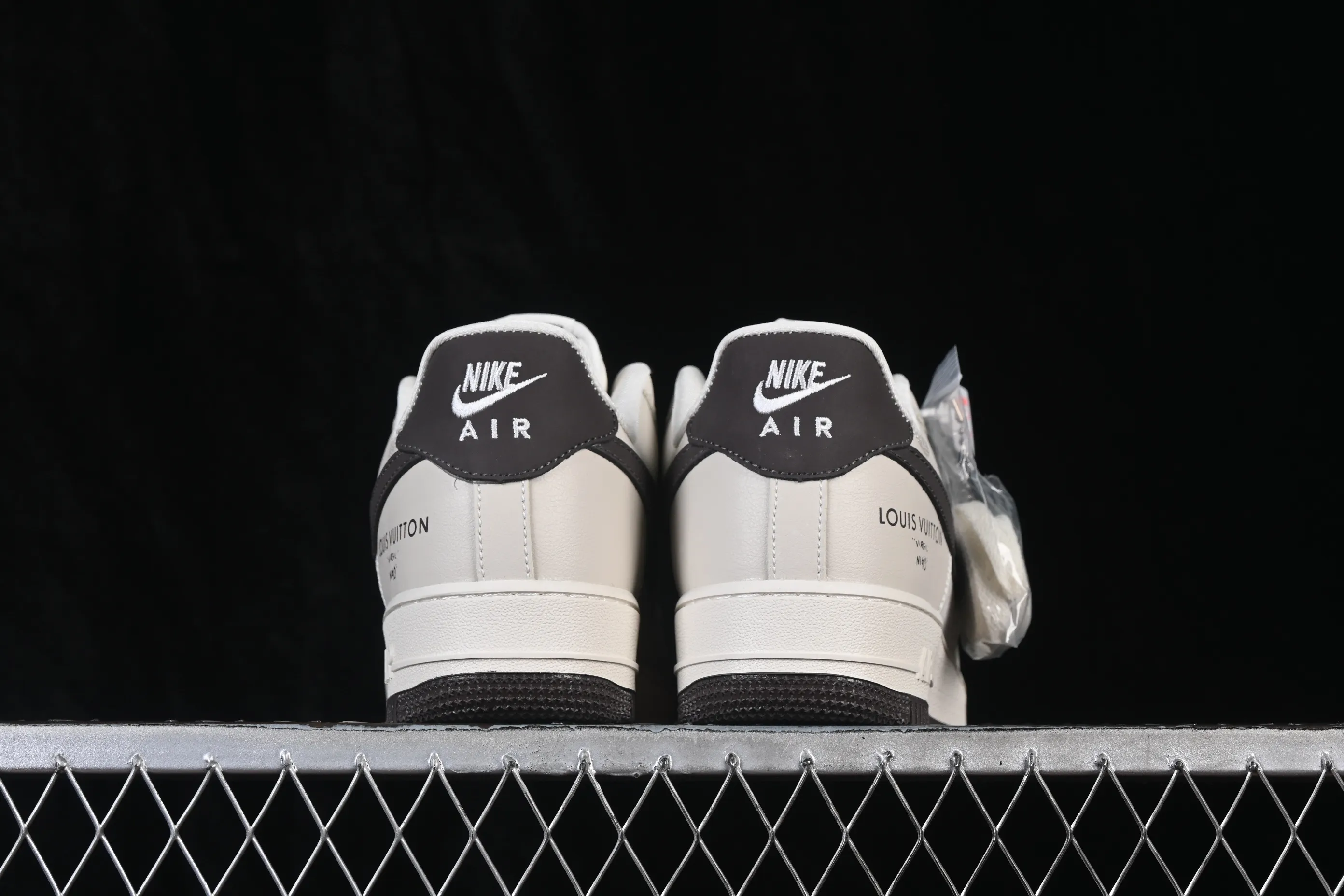 All categories Nk Air Force 1 Air Force series Nk Air Force 1 Low Air Force low-top Nike Air Force 1'07 Low joint model Air Force 1 low-top casual sneakers DN1688-816
